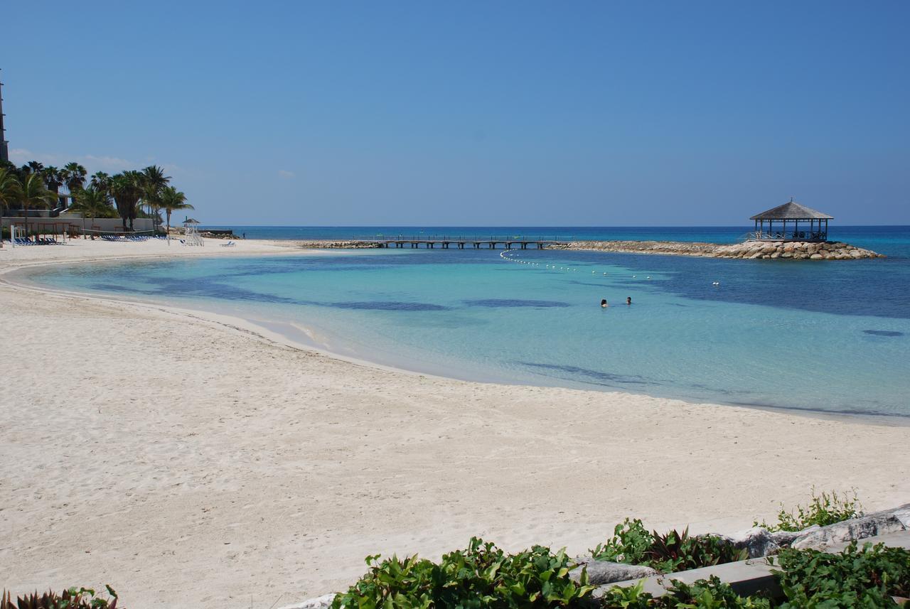 Luxury Villa Sleeps 6, Beach Access, Montego Bay Exterior photo