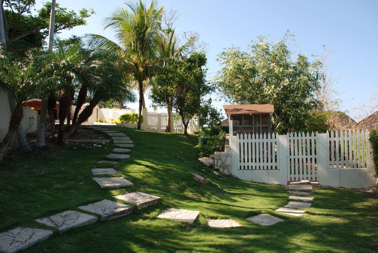 Luxury Villa Sleeps 6, Beach Access, Montego Bay Exterior photo
