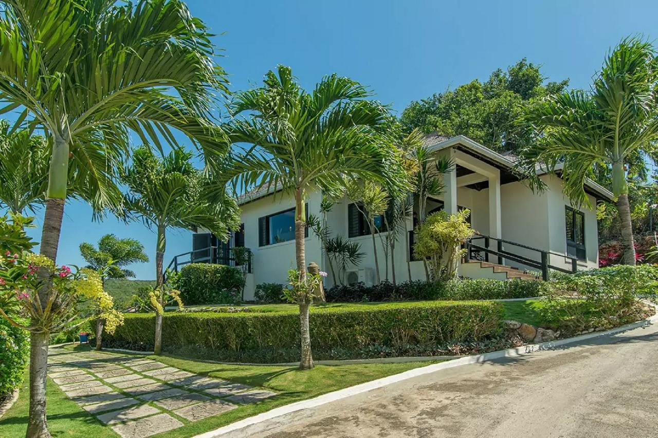Luxury Villa Sleeps 6, Beach Access, Montego Bay Exterior photo